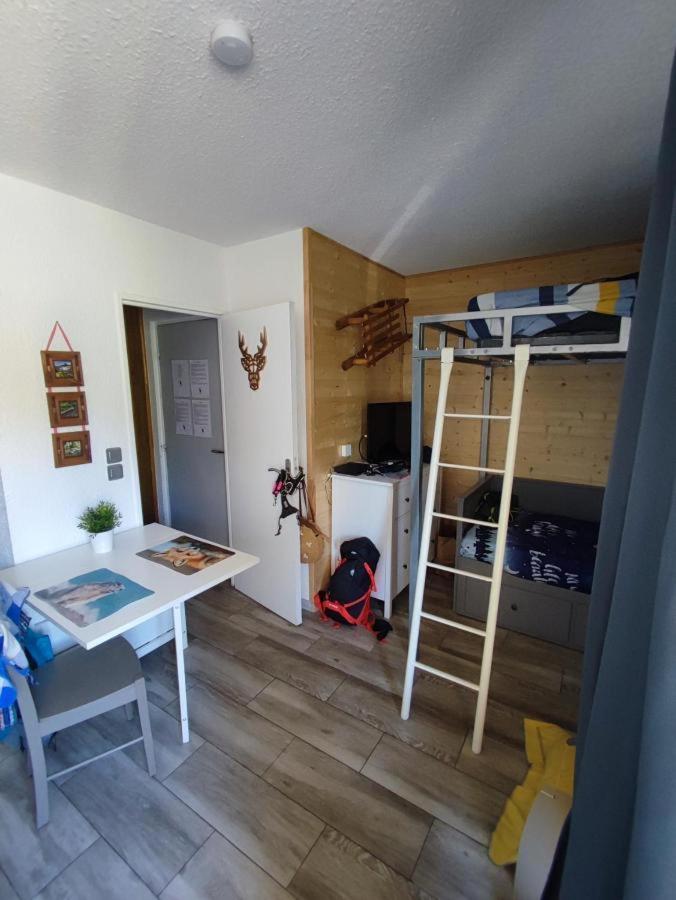 Studio Marmotte Font-Romeu 4 Personnes Avec Balcon Residence Val Soleil Entierement Renove En Juin 2021 Place De Parking & Wifi Gratuit , Draps & Serviettes De Toilettes Non Inclus, Sabanas Y Toallas No Incluidos 외부 사진