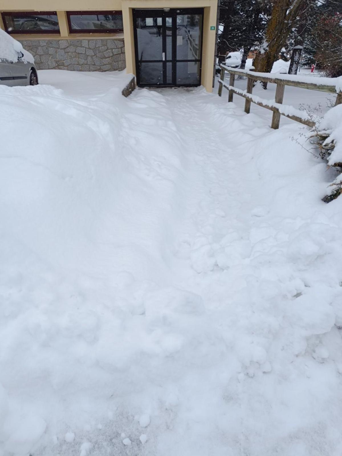 Studio Marmotte Font-Romeu 4 Personnes Avec Balcon Residence Val Soleil Entierement Renove En Juin 2021 Place De Parking & Wifi Gratuit , Draps & Serviettes De Toilettes Non Inclus, Sabanas Y Toallas No Incluidos 외부 사진